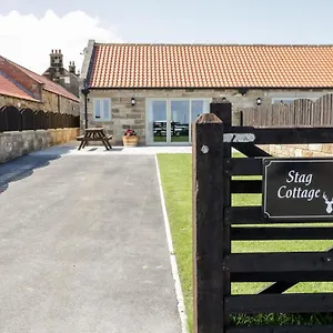 Stag At Broadings Farm Holiday home