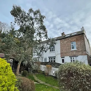 Demeter Holiday home