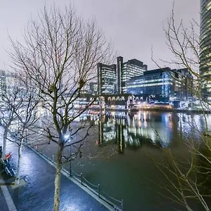 Canary Wharf - Luxury , London United Kingdom
